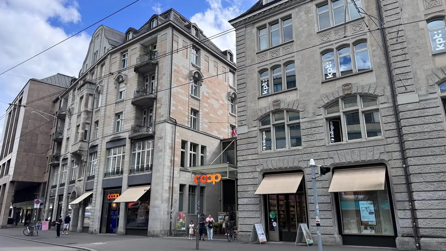 Underground parking space for rent - Werdstrasse 6, 8004 Zürich