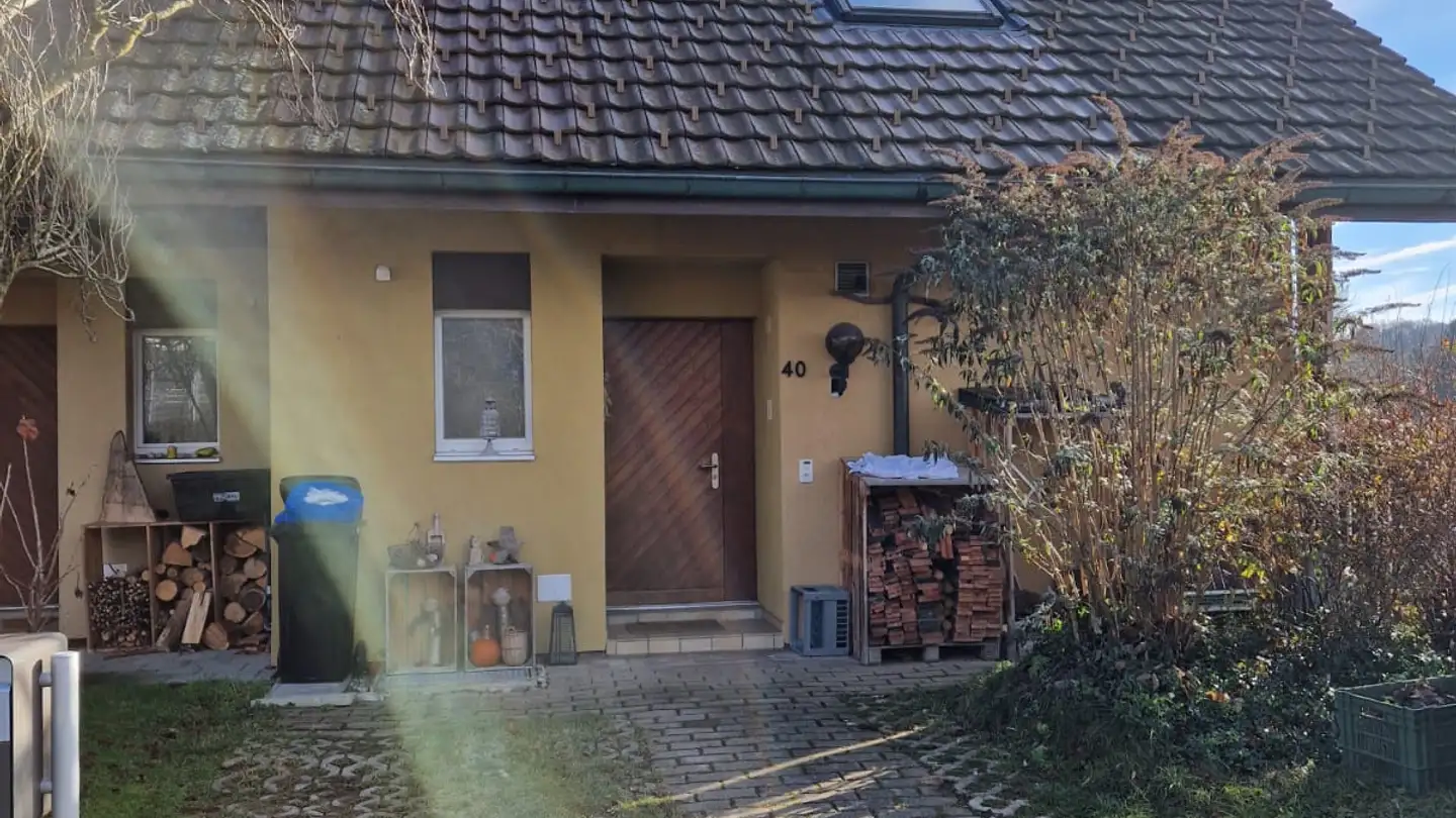 Doppelhaushälfte mieten - Pergolastrasse 40, 3185 Schmitten FR