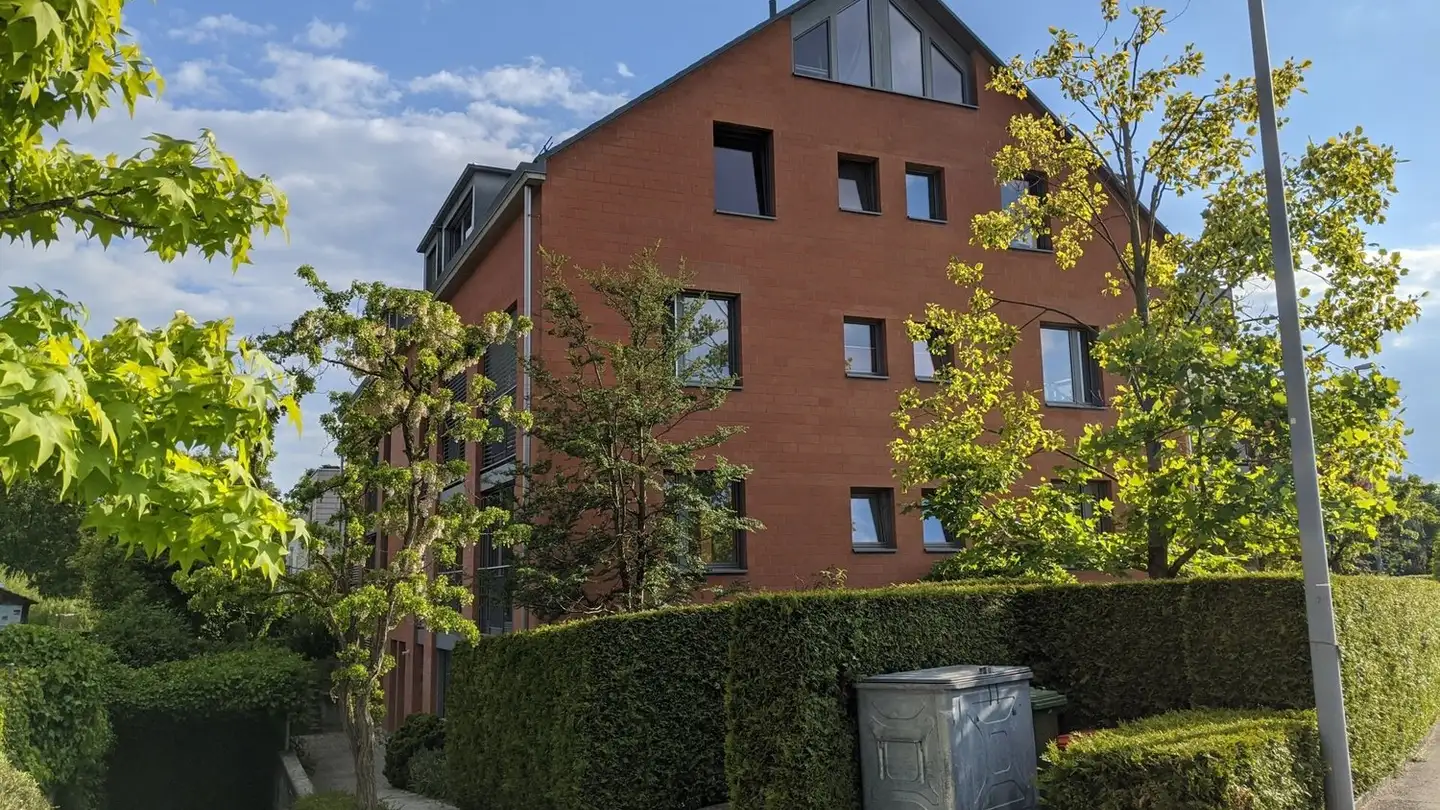 Tiefgaragenstellplatz mieten - Steingrubenweg 20, 4125 Riehen
