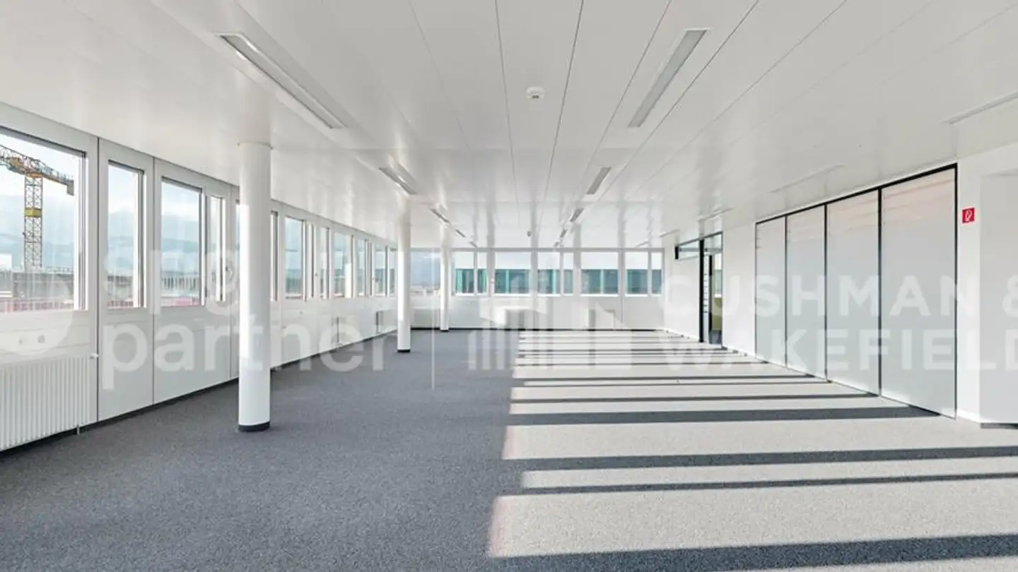 Bureau à louer - Avenue Des Sciences 11, 1400 Yverdon-les-Bains