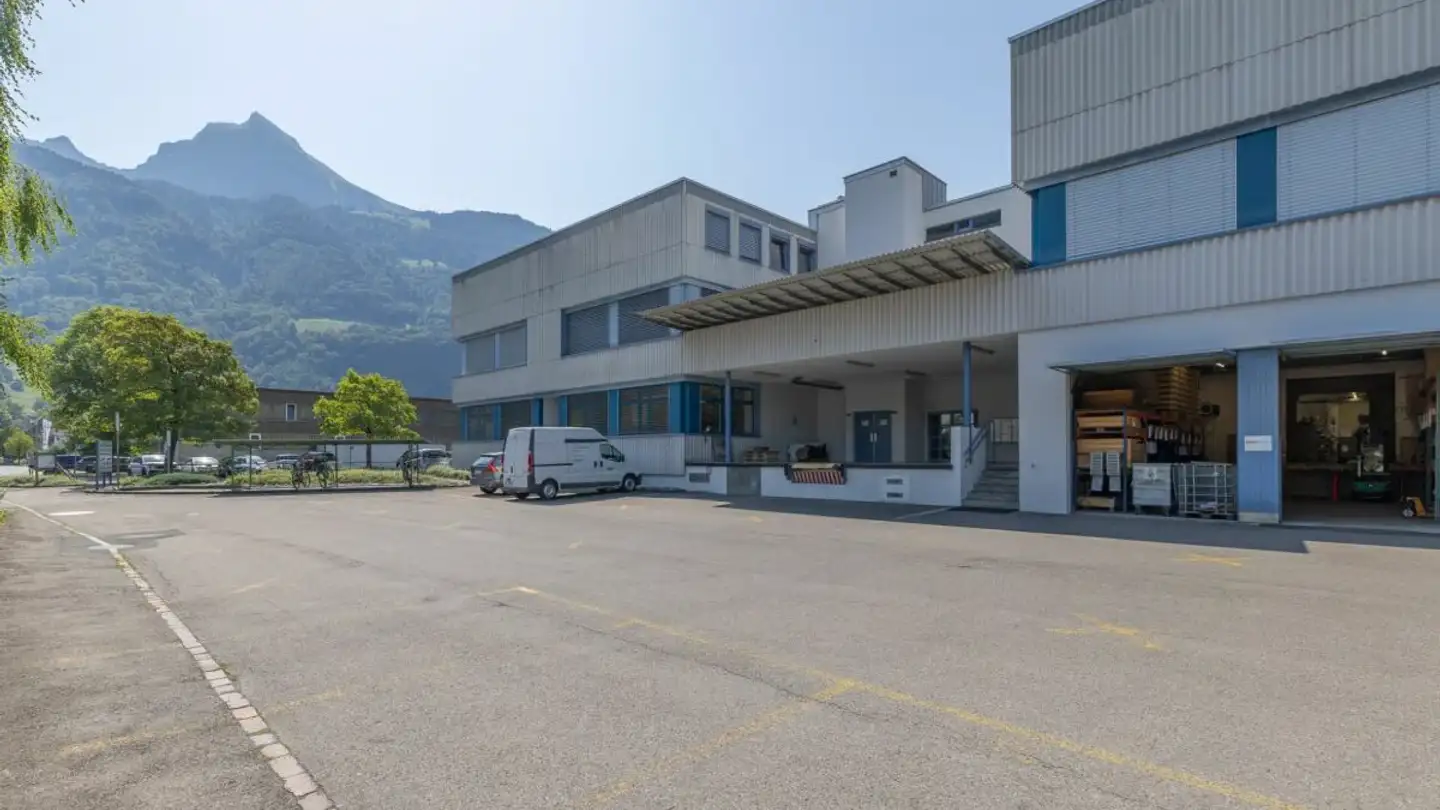 Commercial à louer - Oberrütelistrasse 13, 8753 Mollis - Photo 2