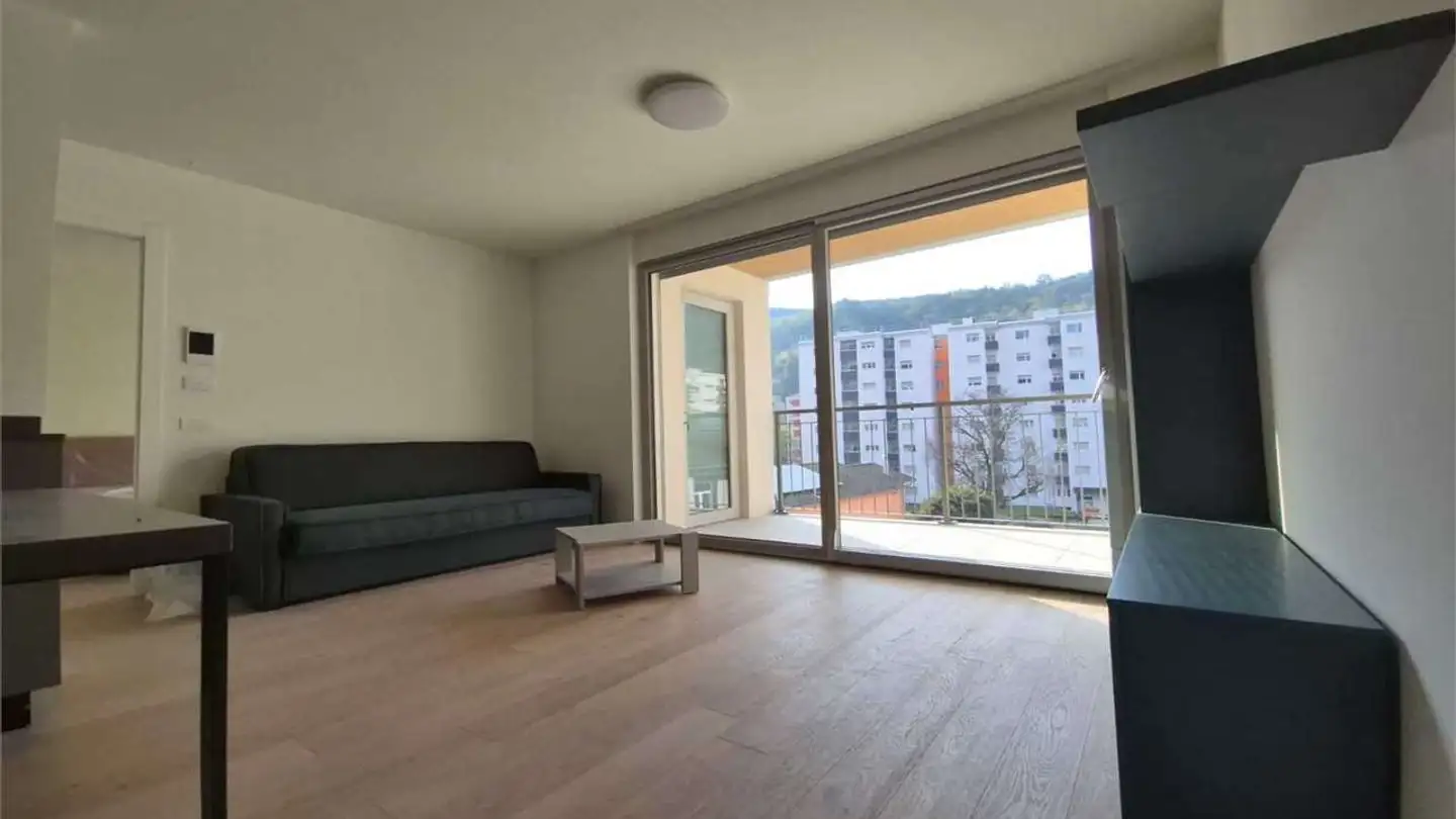 Appartamento ammobiliato in vendita - Via Giocondo Albertolli, 6830 Chiasso