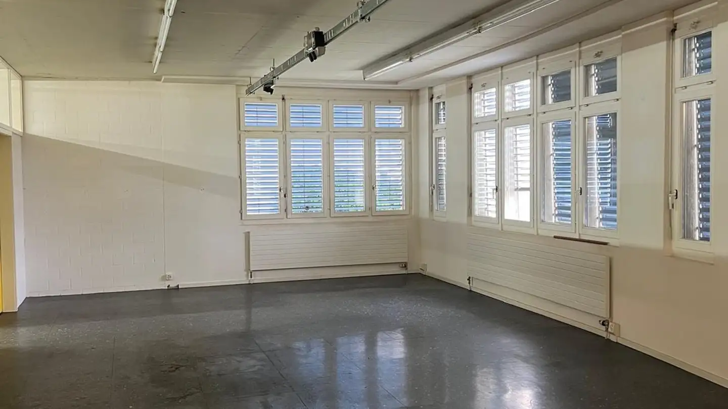 Commercial for rent - Erlenweg 1a, 5416 Kirchdorf AG