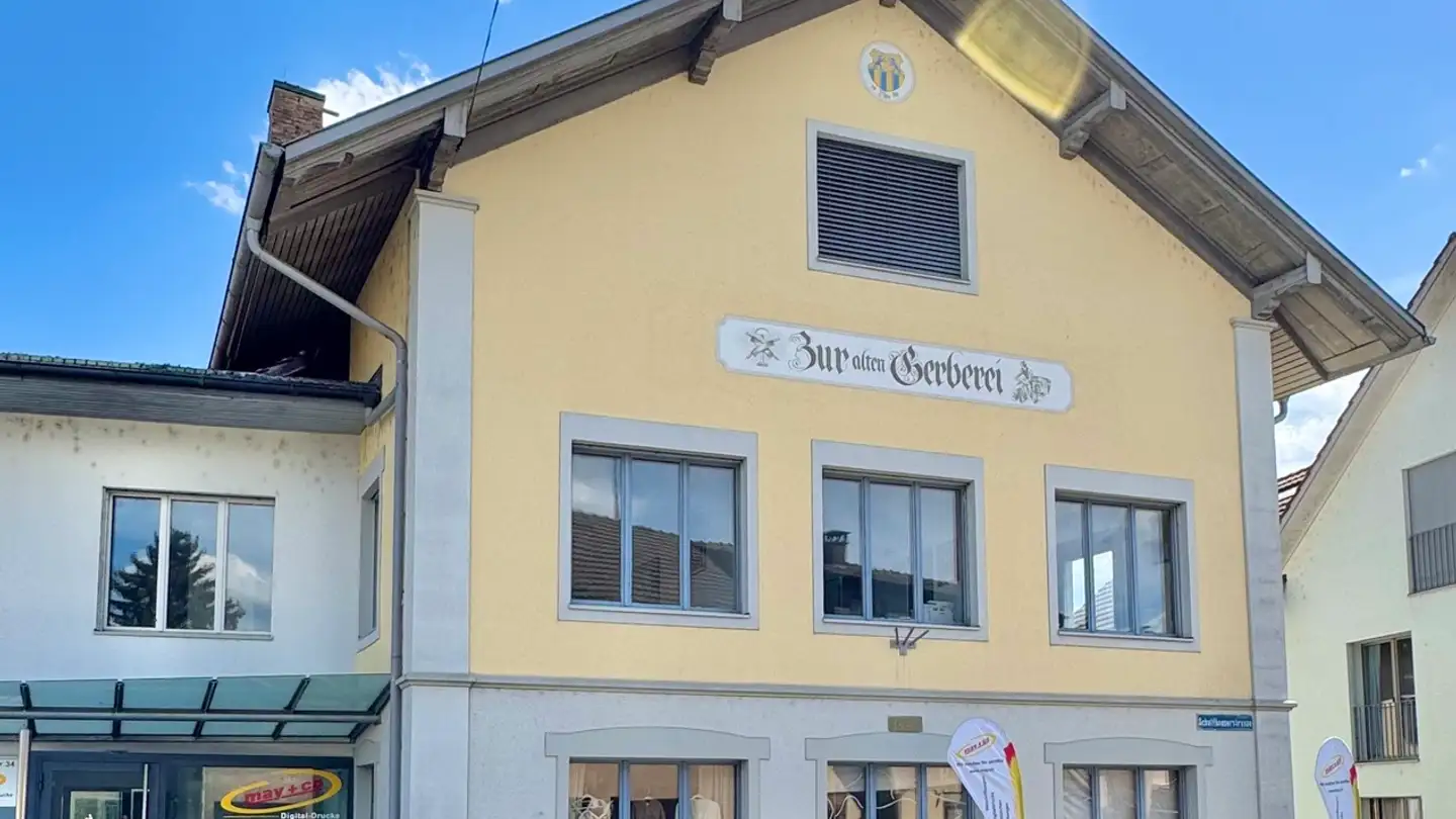 Gewerbe mieten - Schaffhauserstrasse, 8451 Kleinandelfingen