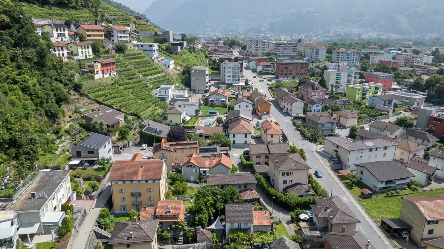 Maison jumelle à vendre - Vicolo Montagna 4, 6514 Sementina