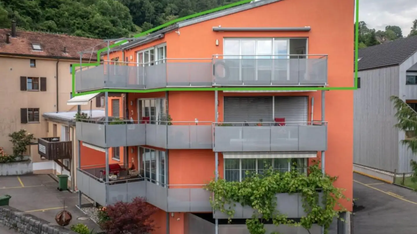Penthouse for rent - 9478 Azmoos