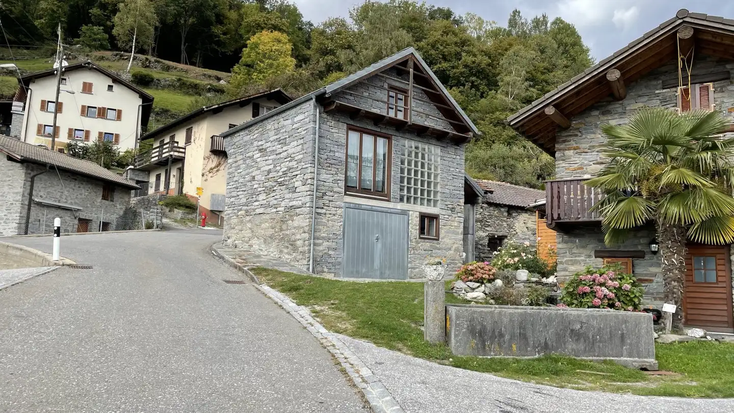 Einfamilienhaus kaufen - Doga 31, 6541 Sta. Maria in Calanca