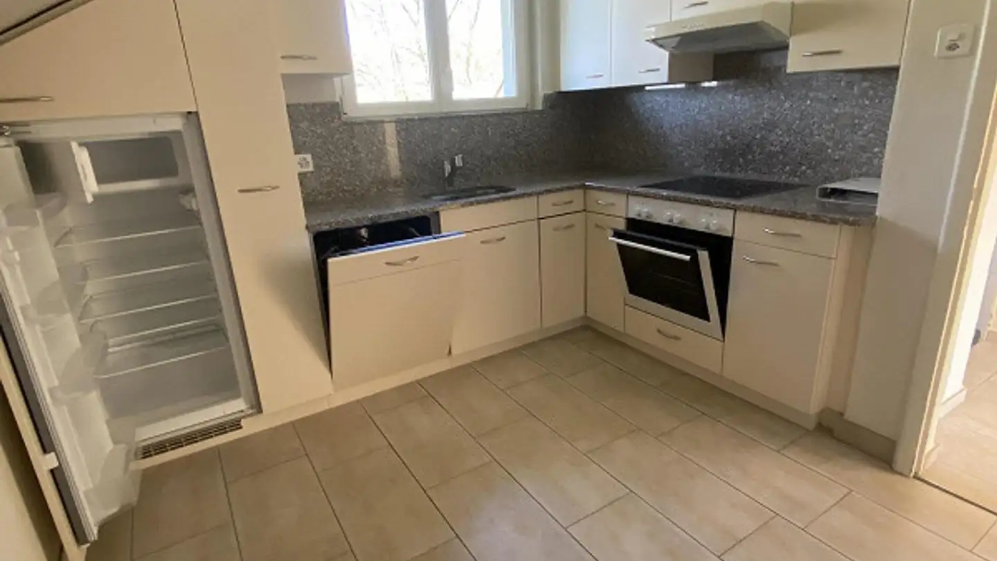 Attique à louer - Friedenstrasse 6, 6340 Baar - Photo 2