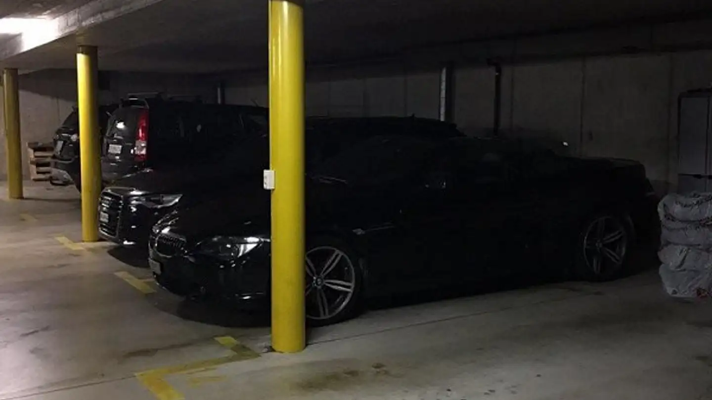 Underground parking space for rent - Alte Bahnhofstrasse 24, 8603 Schwerzenbach - Photo 3