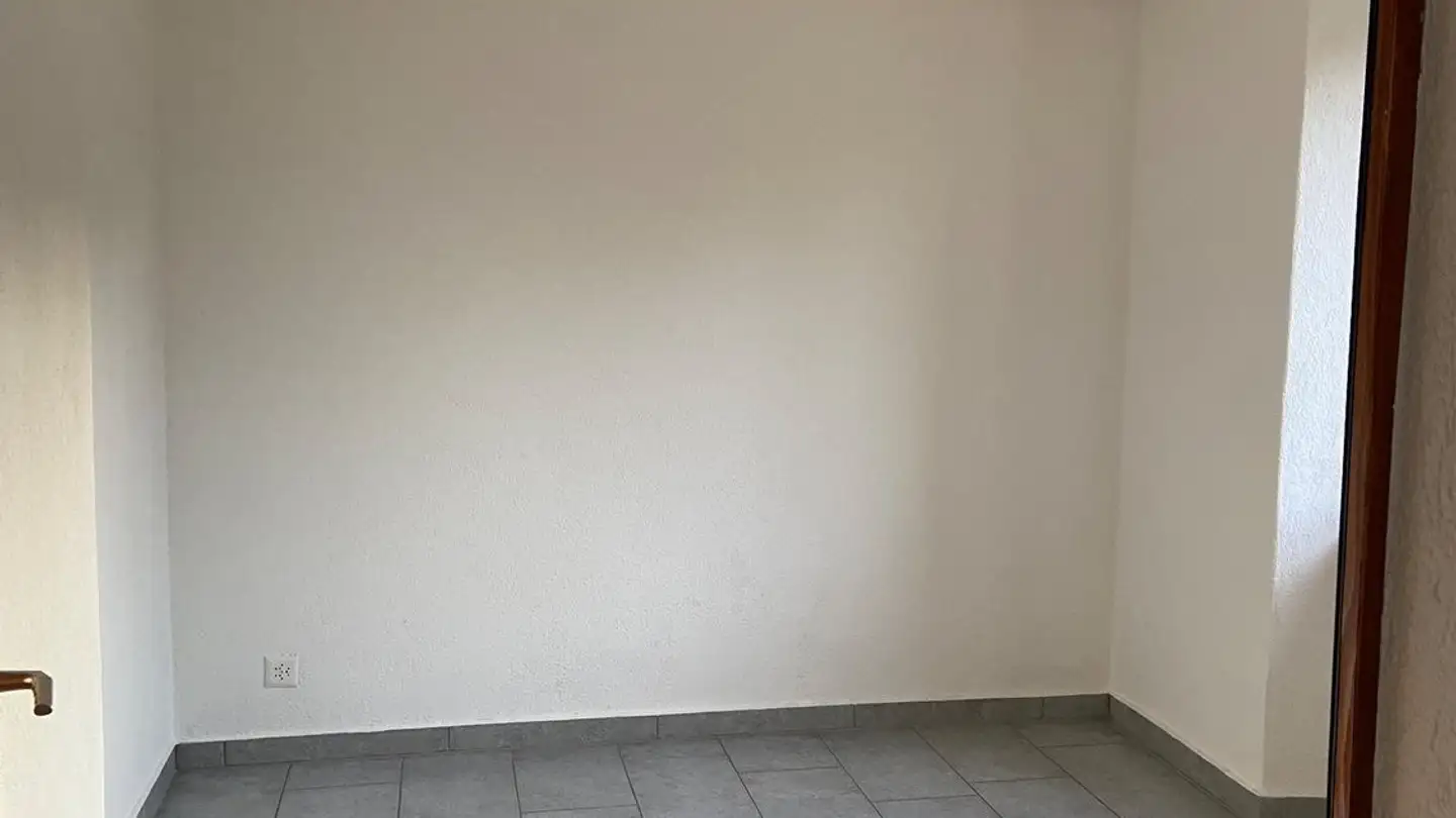 Wohnung mieten - Rue Du 23-Juin 60, 2830 Courrendlin - Foto 4