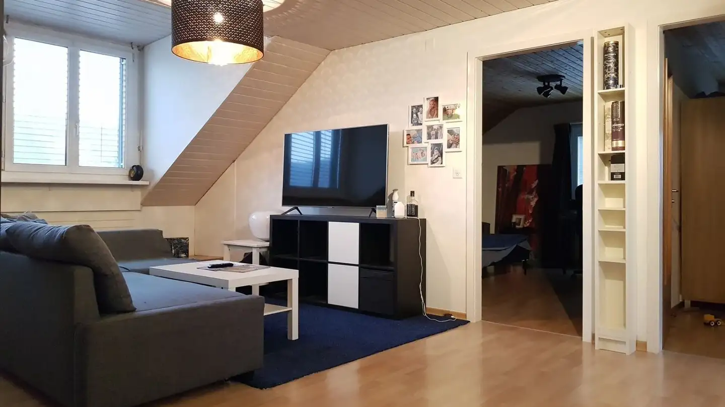 Dachgeschosswohnung mieten - Hauptstrasse 14, 4416 Bubendorf - Foto 3