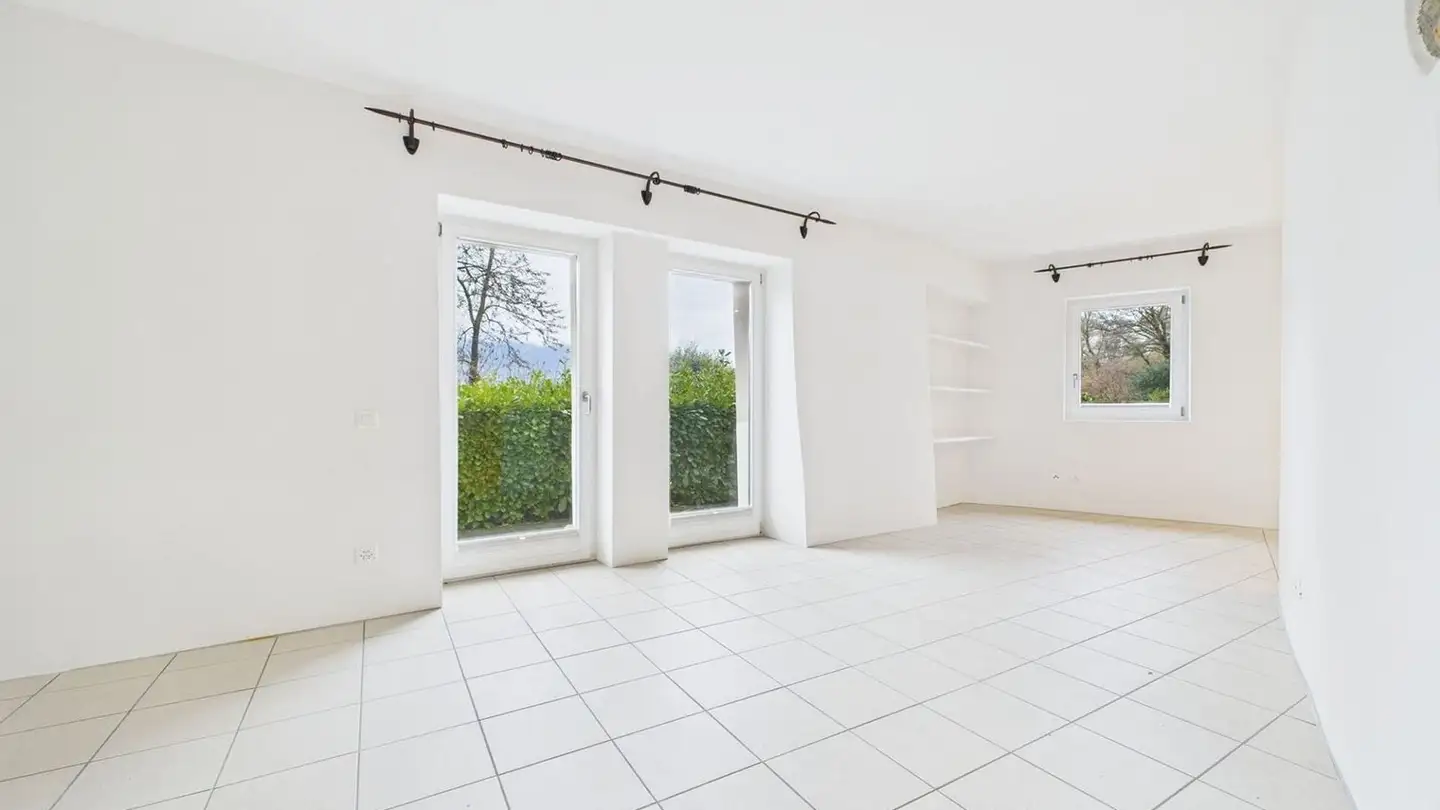 Apartment for rent - 6914 Carona