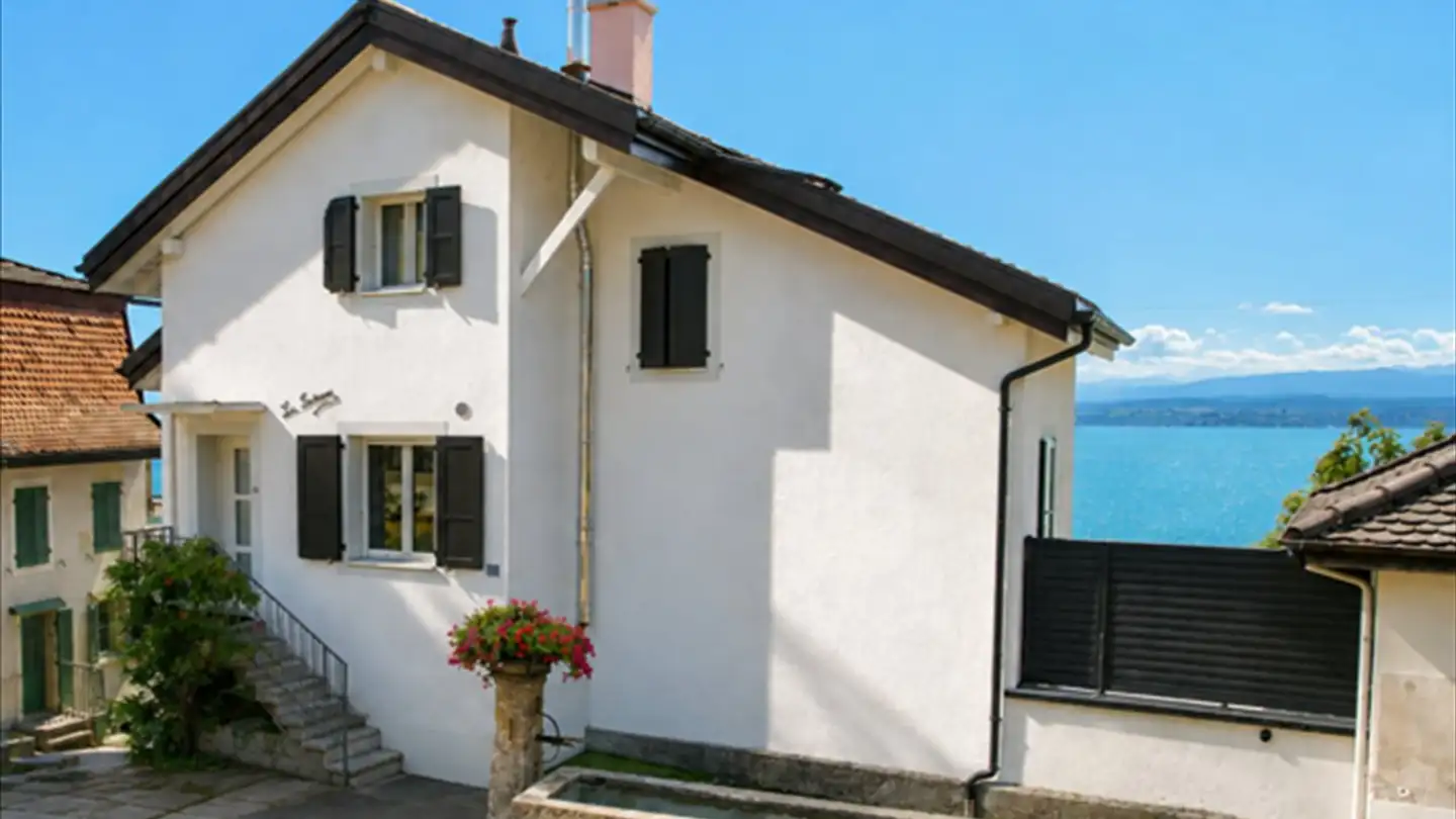 Villa à vendre - 2024 St-Aubin-Sauges