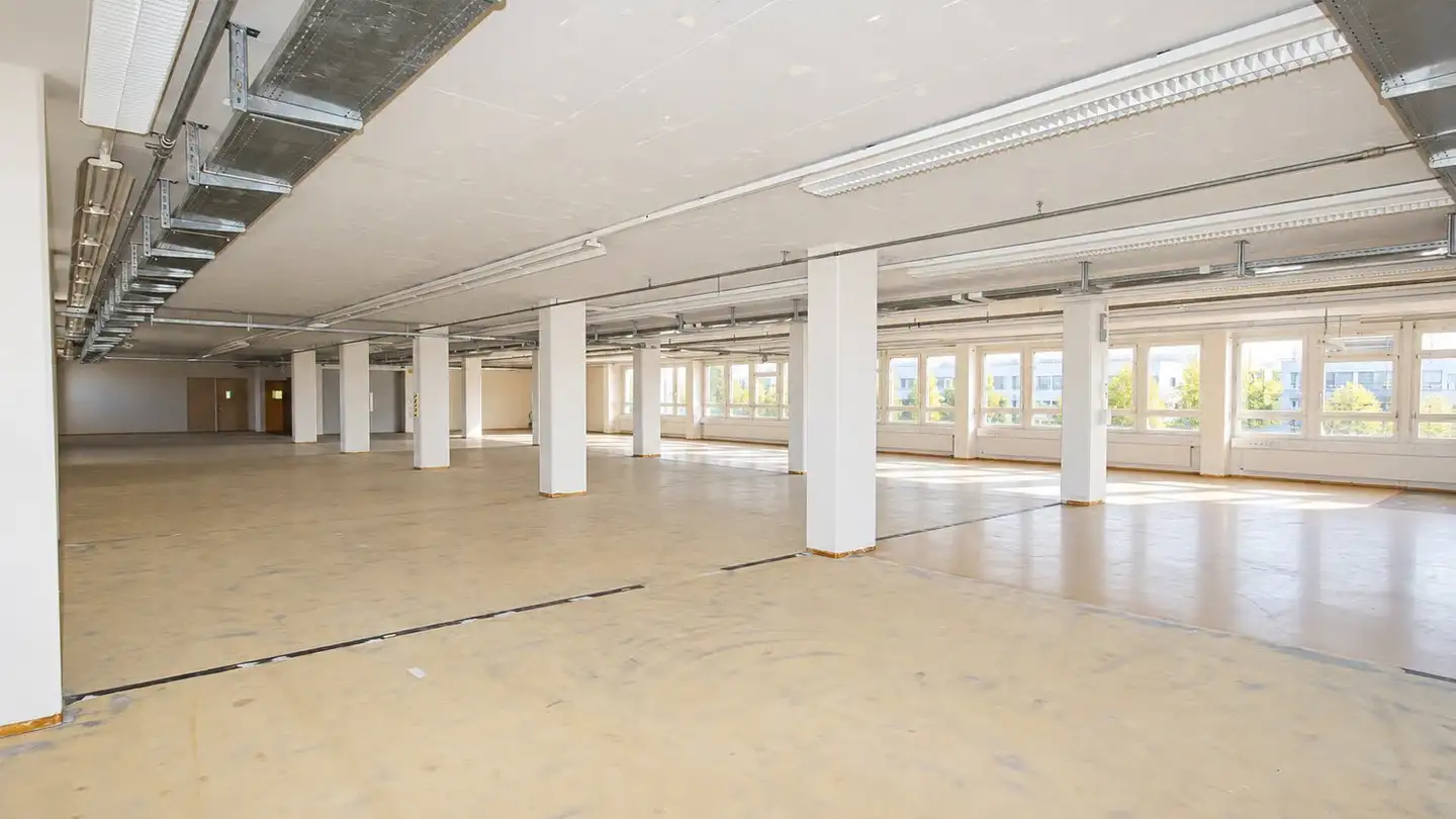 Commercial for rent - Undermülistrasse 24, 8320 Fehraltorf