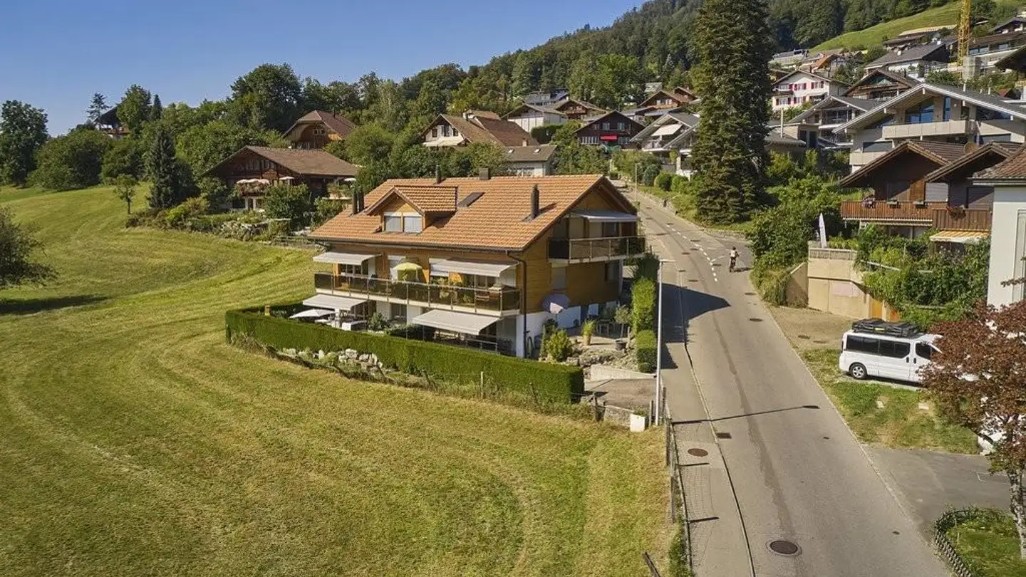 Garage singolo in affitto - Allmendweg 1, 3653 Oberhofen am Thunersee