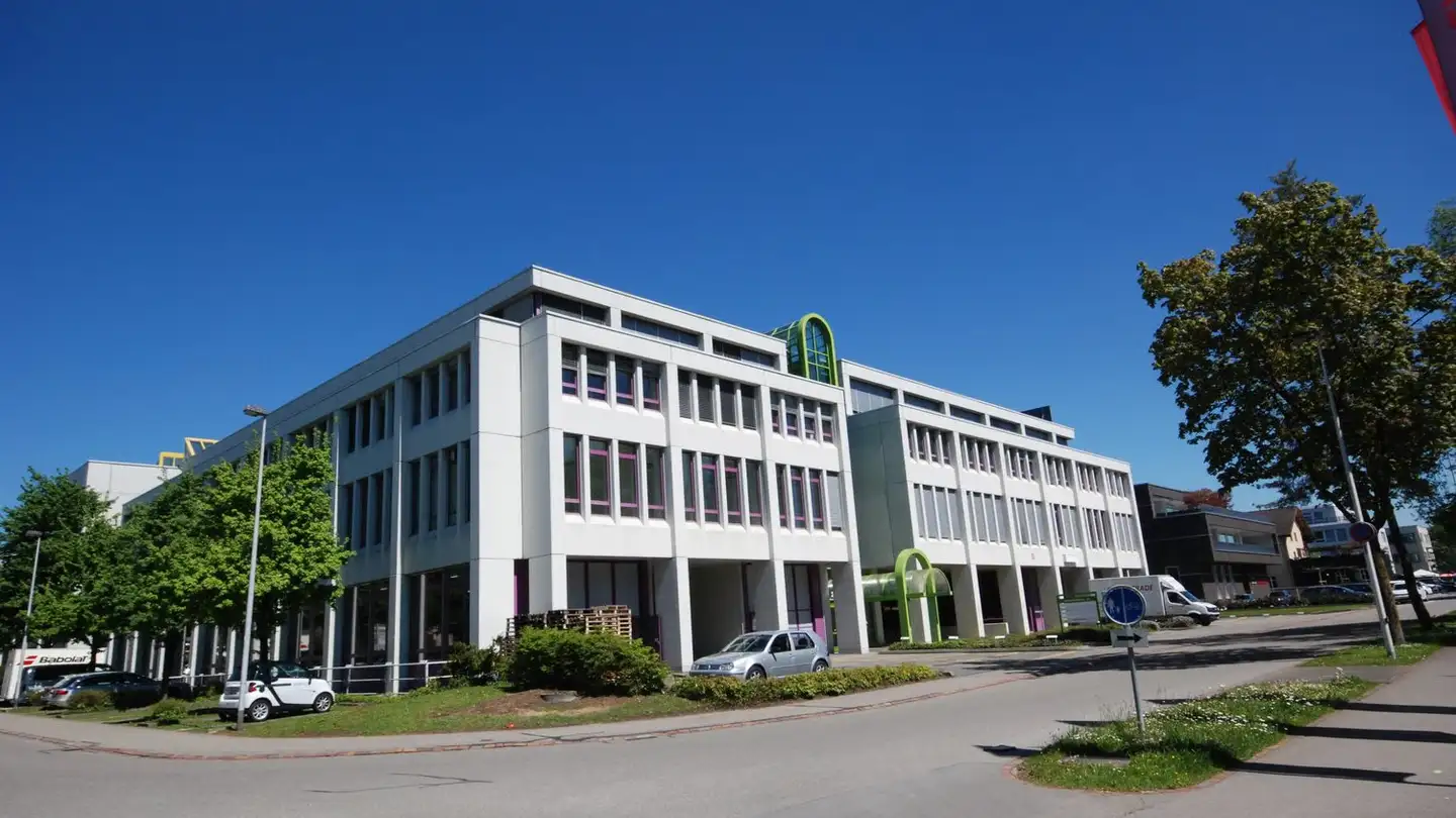 Commercial for rent - Undermülistrasse 24, 8320 Fehraltorf