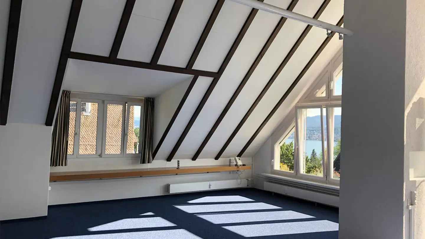 Office space for rent - Kleindorf 6, 8702 Zollikon - Photo 2