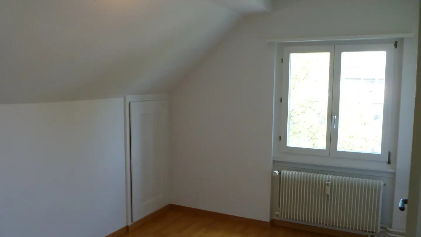 Dachgeschosswohnung mieten - Polygonstrasse 33, 3014 Bern