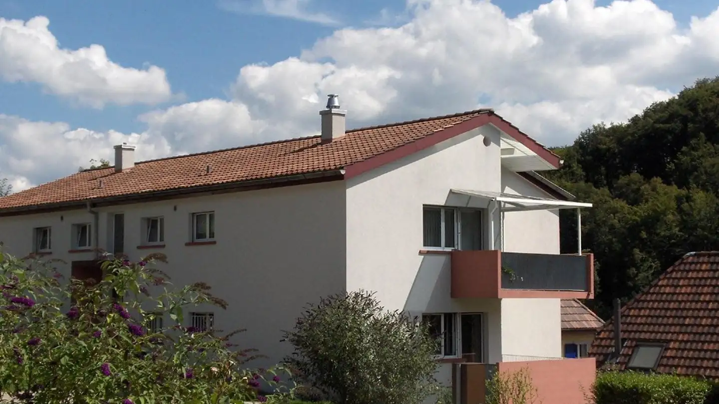 Outdoor parking space for rent - Steinenbühl 16, 4417 Ziefen
