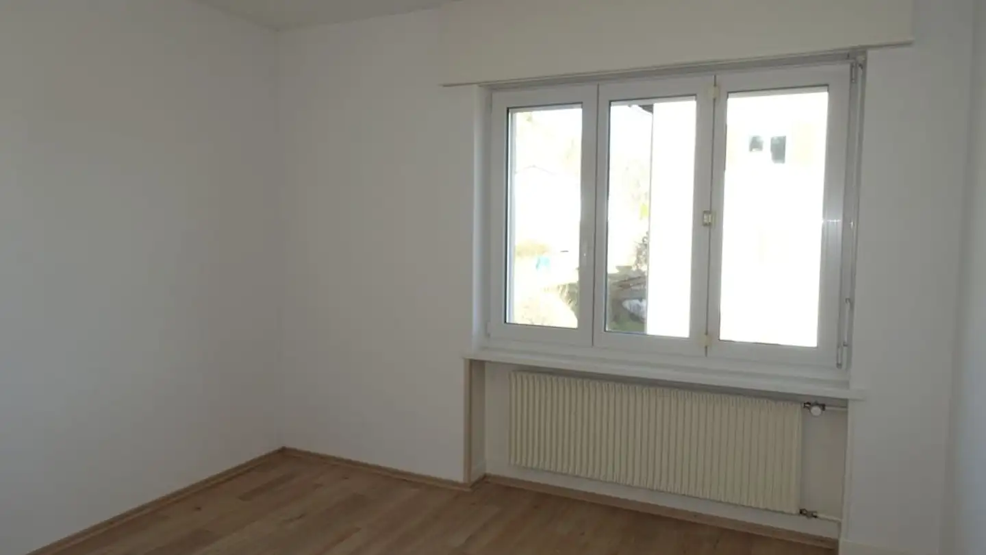 Attique à louer - Rue Du Nord 19, 2720 Tramelan - Photo 4