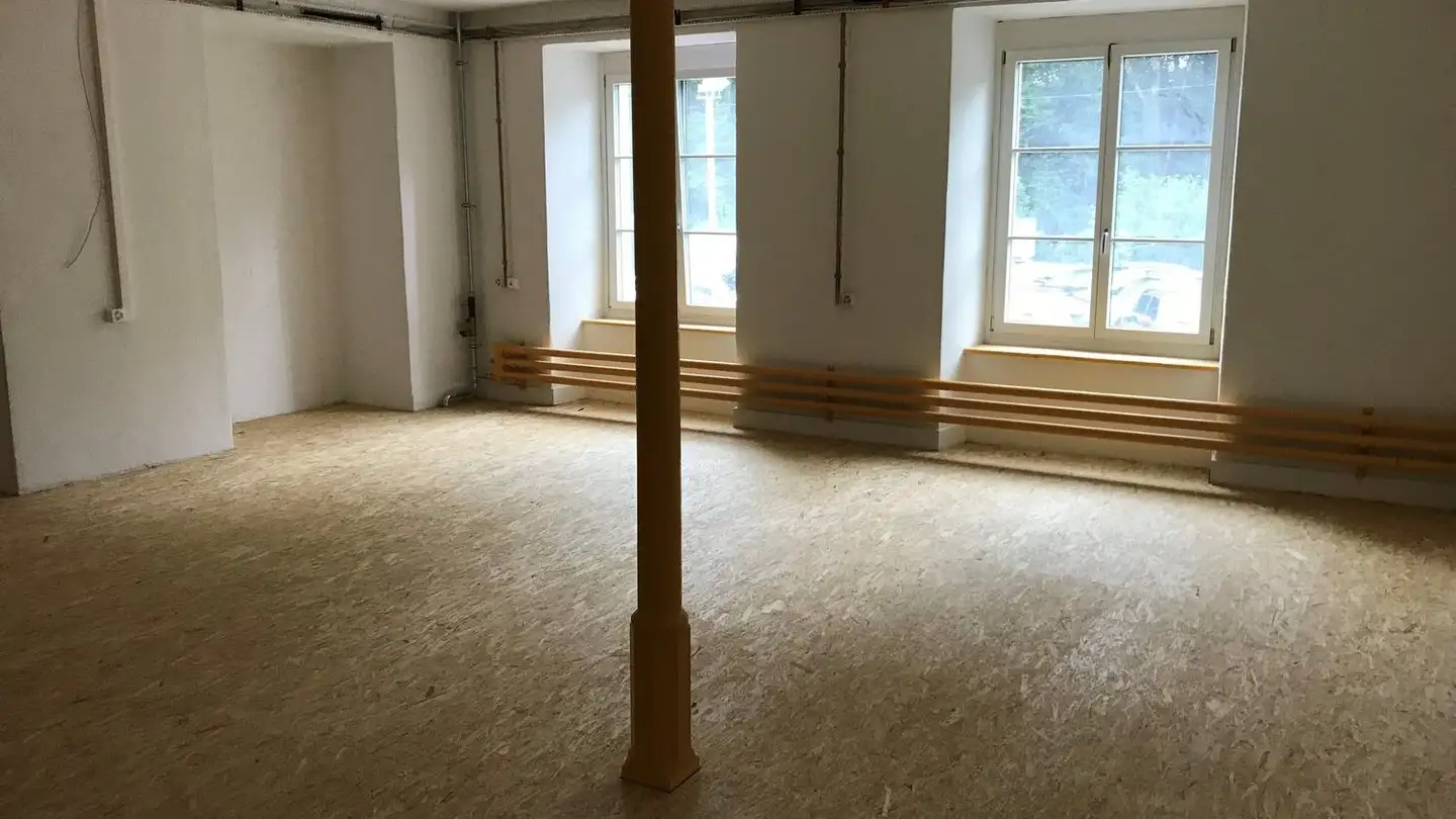 Commercial à louer - Edikerstrasse 18a, 8635 Dürnten - Photo 3