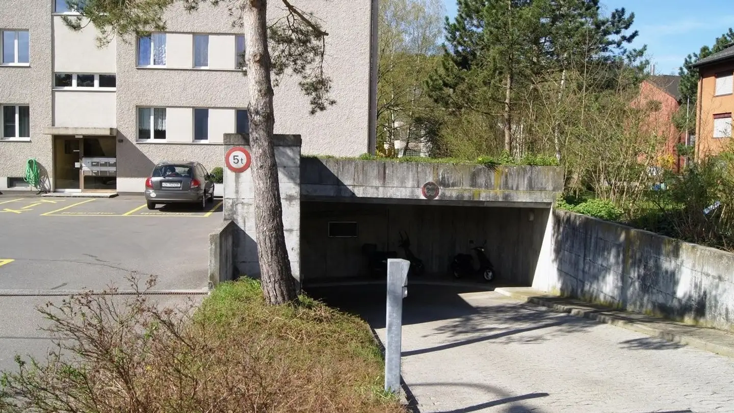 Einzelgarage mieten - Stationsstrasse 55a, 8424 Embrach