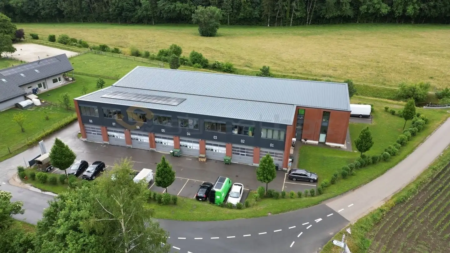 Commercial for rent - Route De Longirod 11, 1188 Gimel