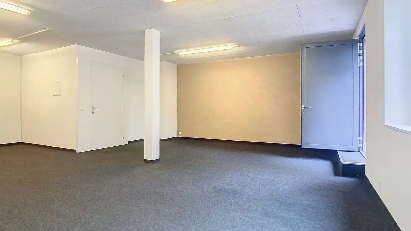 Spazio ufficio in affitto - Route De La Ferme 26, 1470 Estavayer-le-Lac - Photo 2