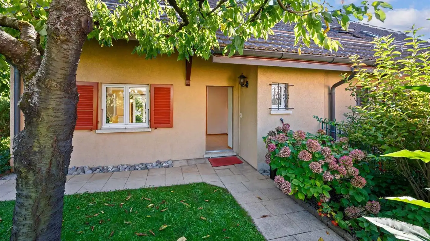 Casa a schiera in vendita - 1020 Renens VD - Photo 2