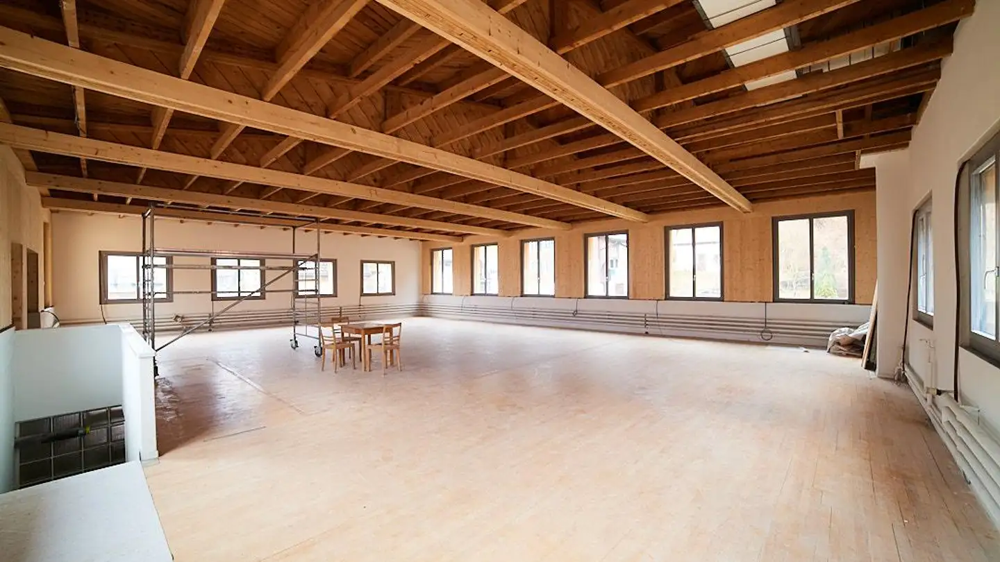 Commercial for rent - Chälengasse 4, 6053 Alpnachstad - Photo 2