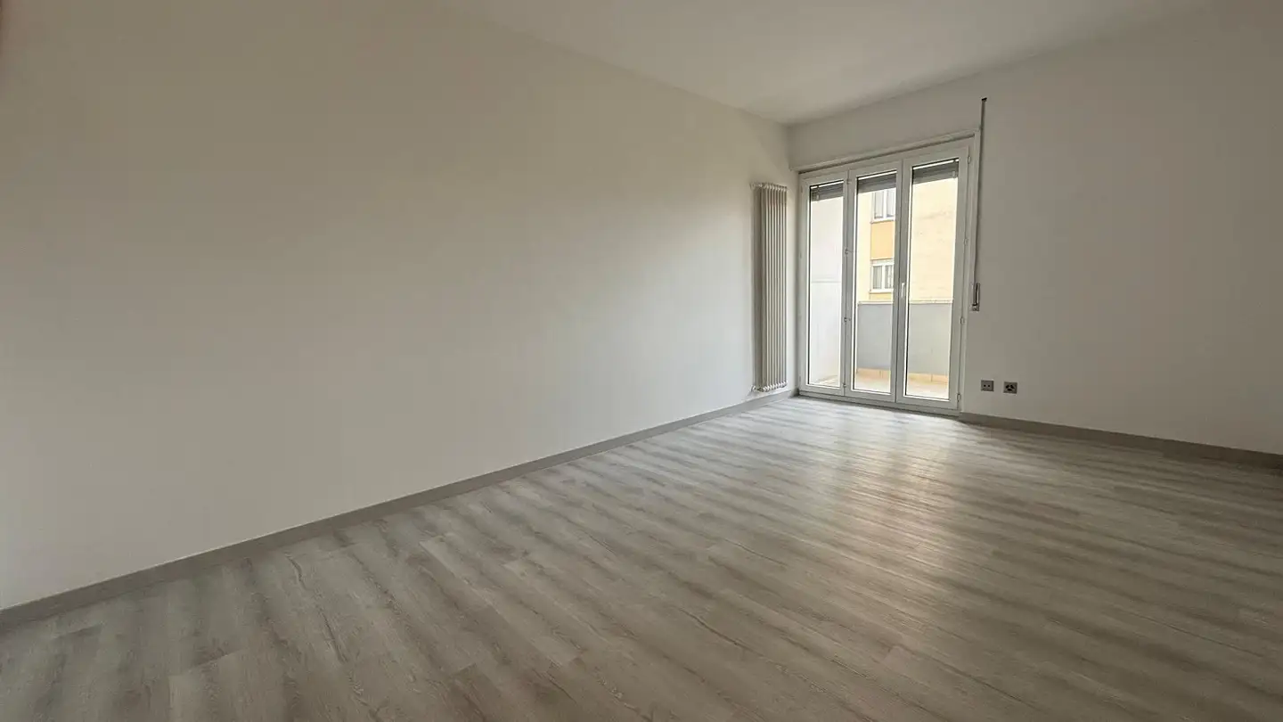 Wohnung mieten - Via Luigi Favre 9, 6830 Chiasso - Foto 2