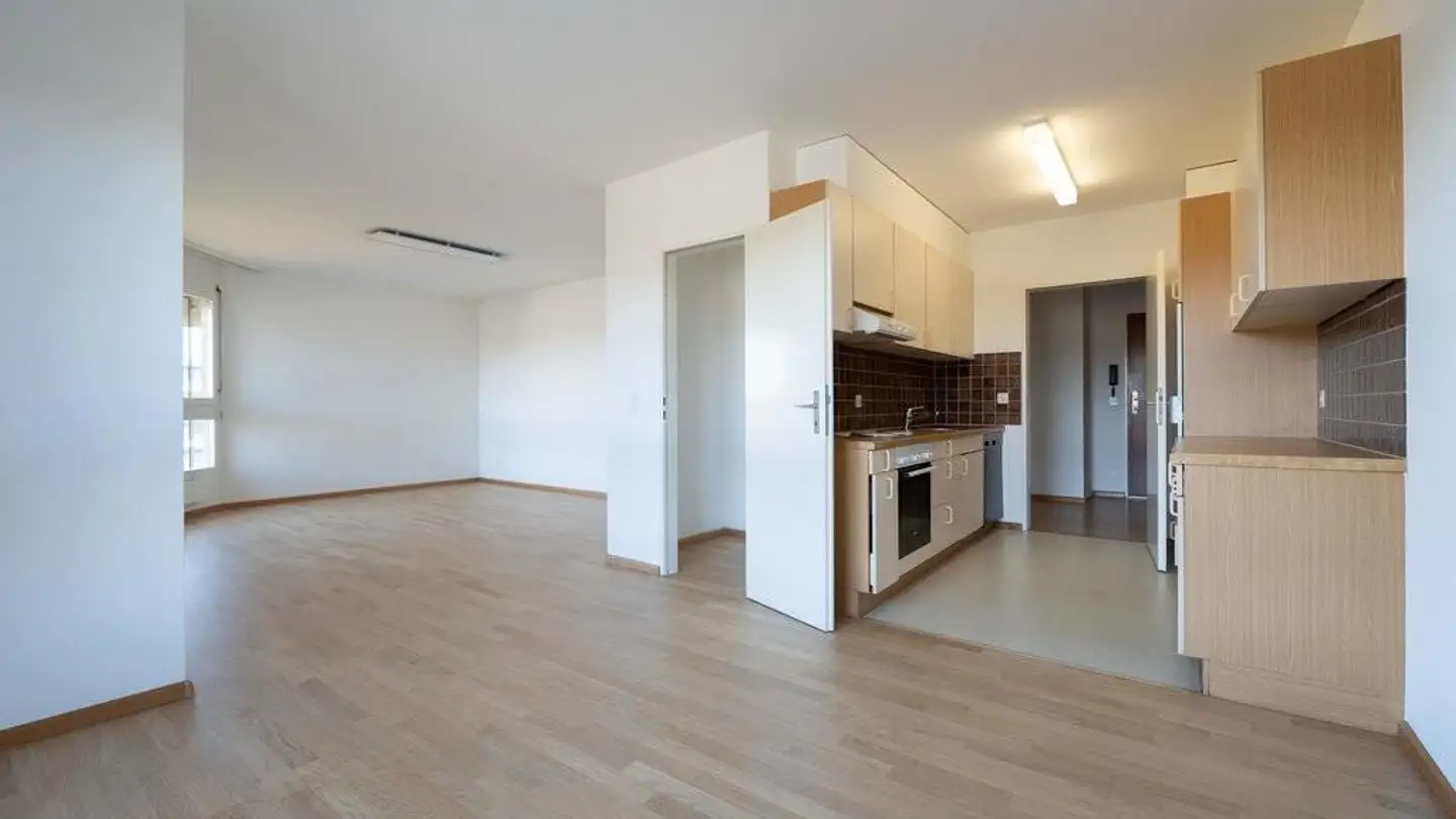 Wohnung mieten - Bahnhofstrasse 60, 4132 Muttenz - Foto 2