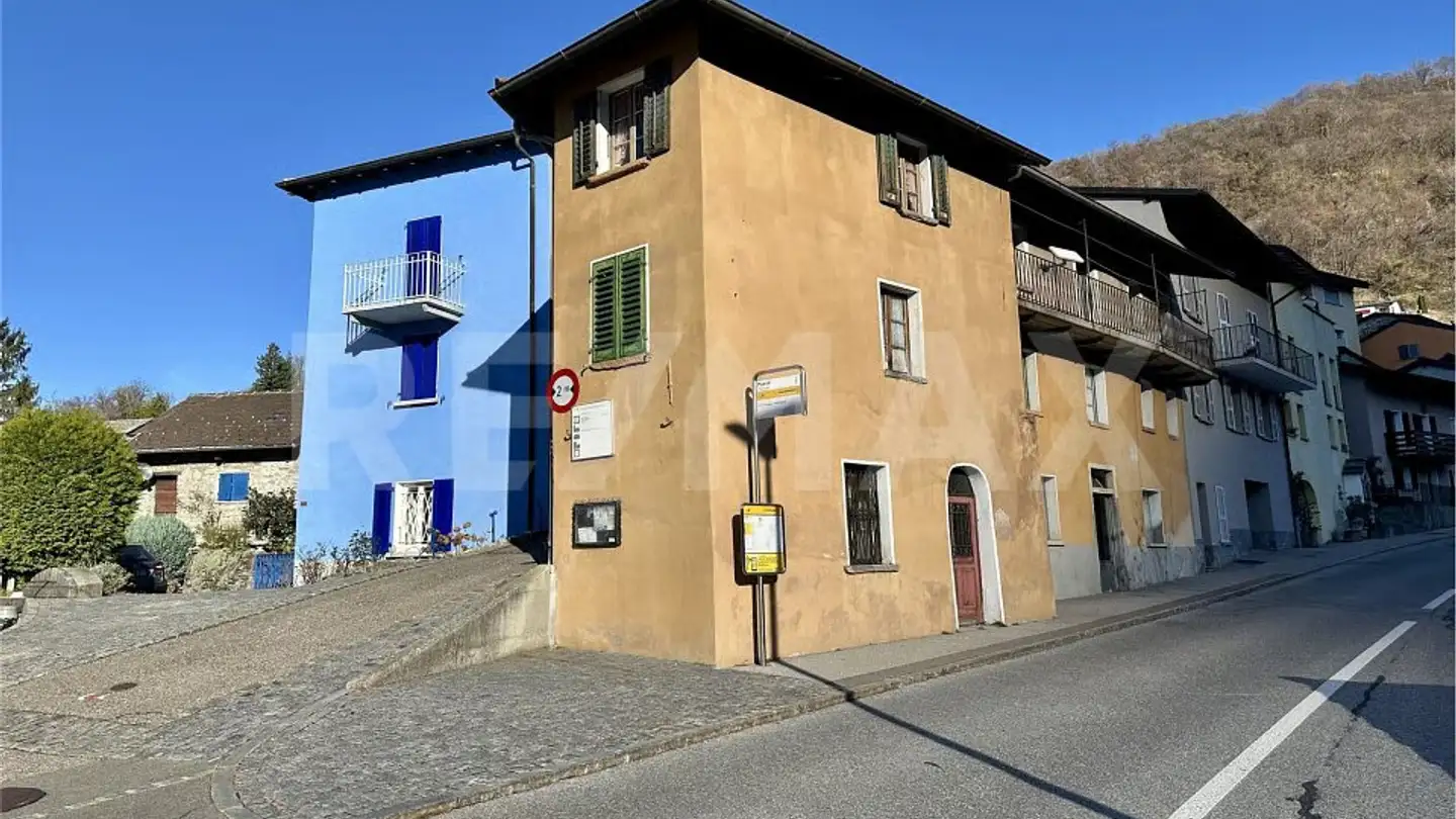 Maison individuelle à vendre - 6582 Pianezzo
