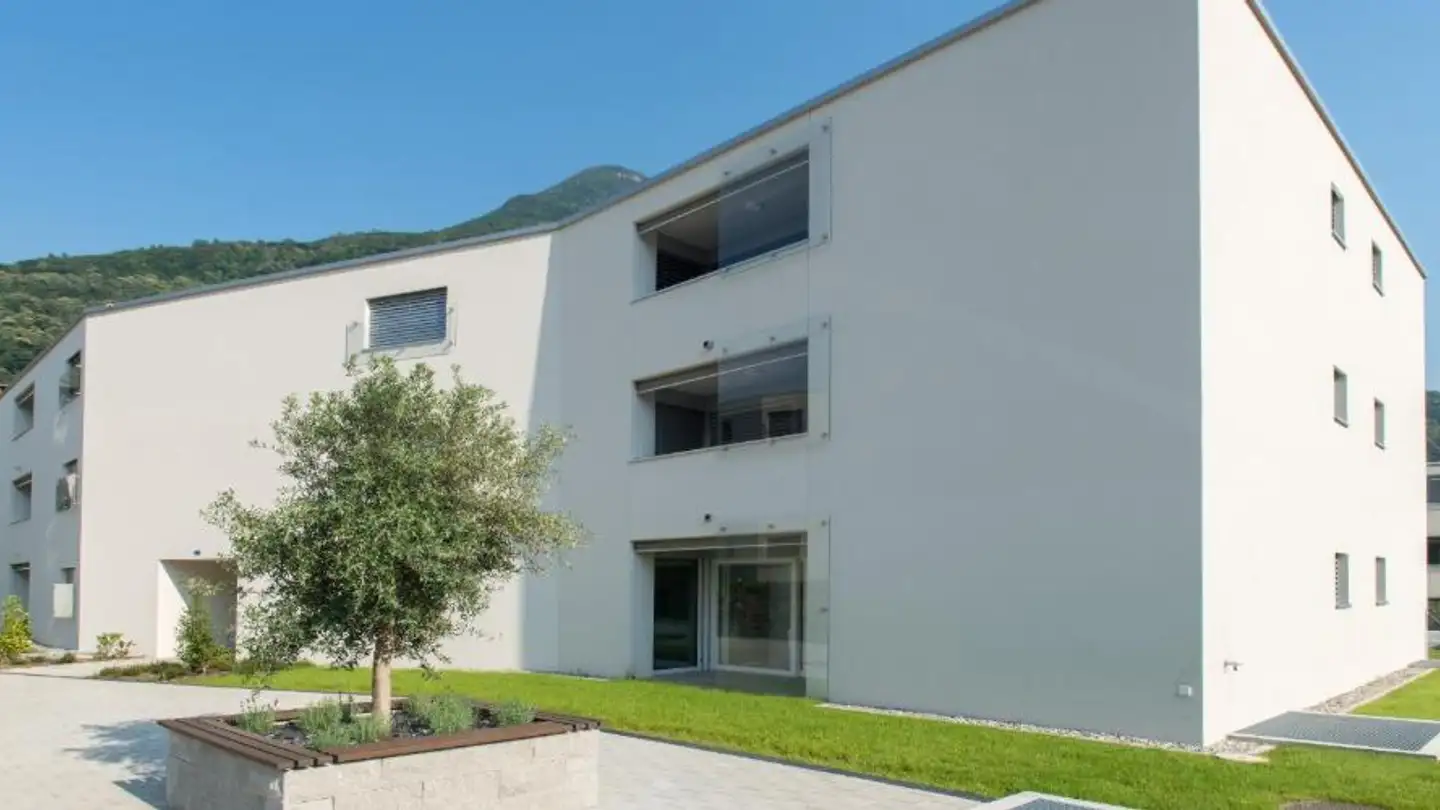 Apartment for rent - Via Molinazzo 2a, 6517 Arbedo - Photo 2