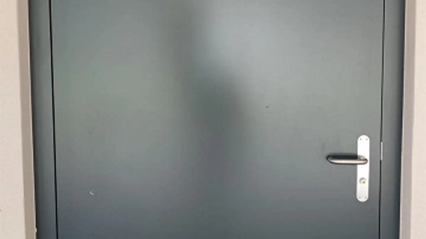 Workshop for rent - Bahnhofstrasse 25, 8154 Oberglatt ZH