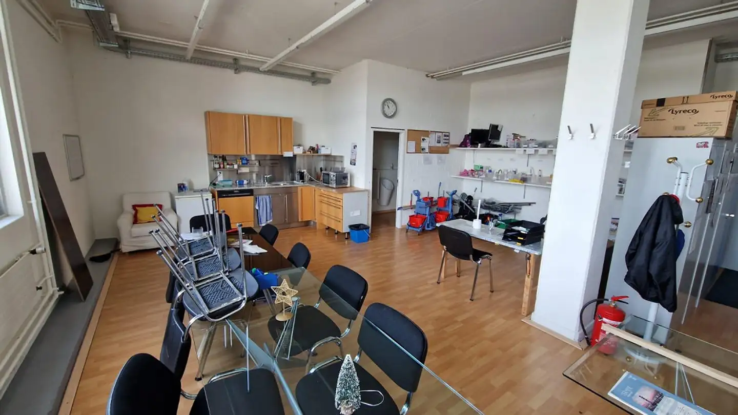 Commerciale in affitto - Hinterbergstrasse 56, 6312 Steinhausen - Foto 2