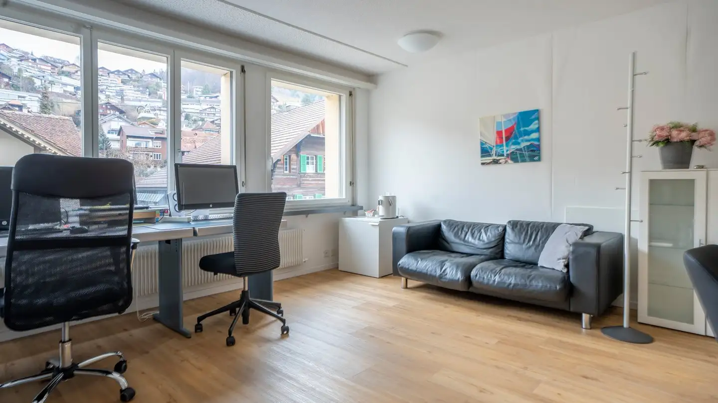 Bürofläche mieten - Staatsstrasse 4, 3653 Oberhofen am Thunersee - Foto 2