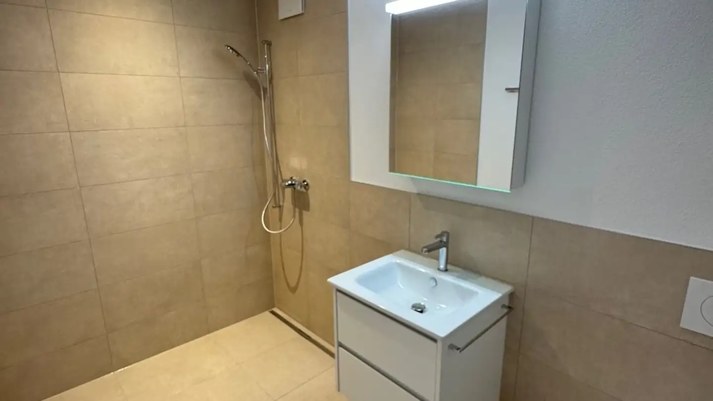 Appartamento in affitto - Chemin Des Maçons / Maurerweg 10, 2503 Biel/Bienne - Photo 4