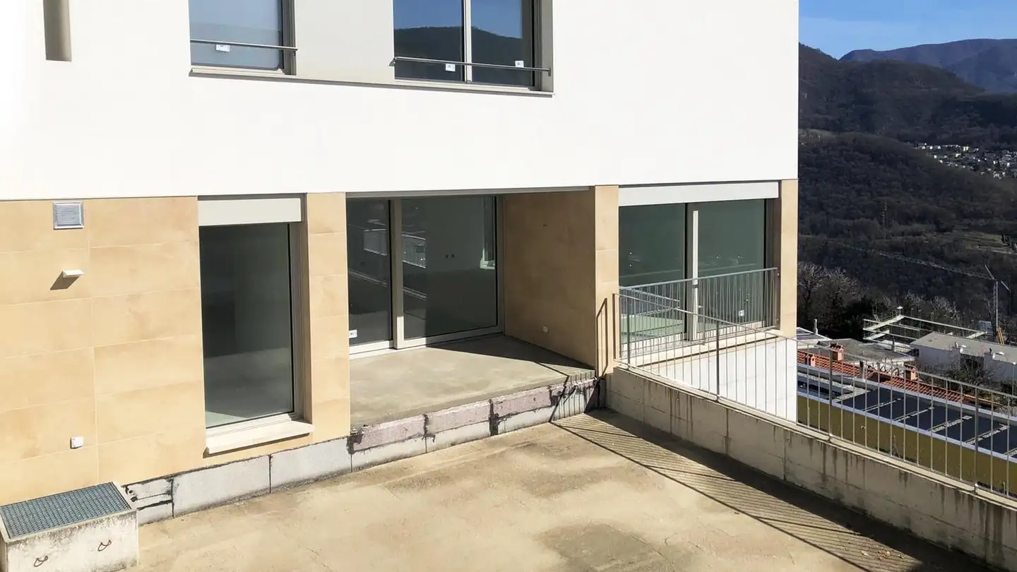 Casa singola in vendita - 6927 Agra