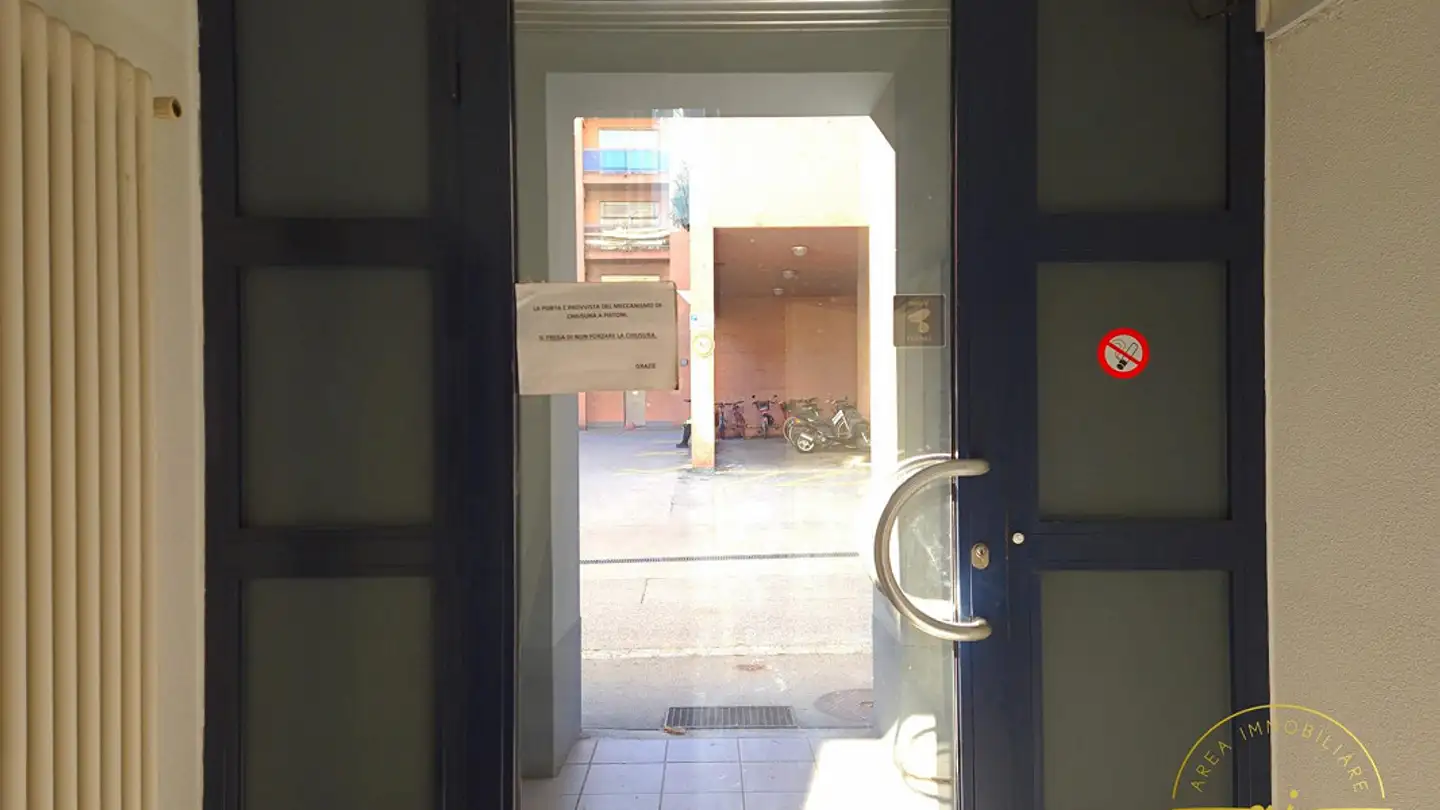 Edificio ad uso misto in vendita - 6830 Chiasso - Foto 2