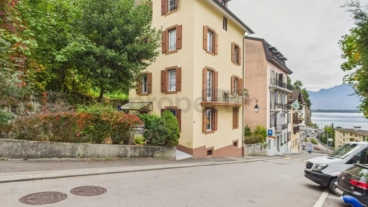 Residential building for sale - 1820 Veytaux