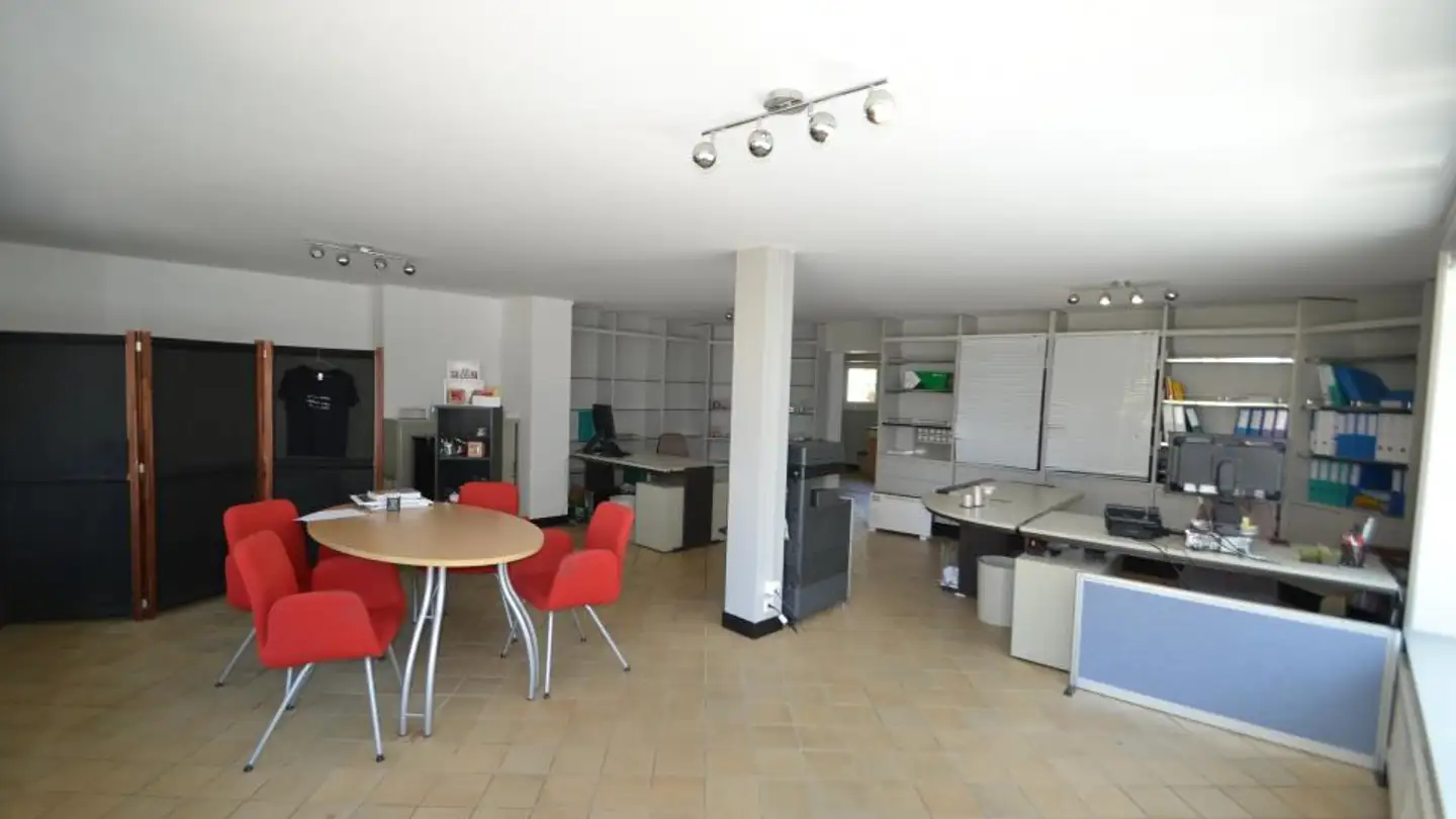 Spazio ufficio in affitto - Rue Hélène Correvon 2, 1462 Yvonand - Photo 2