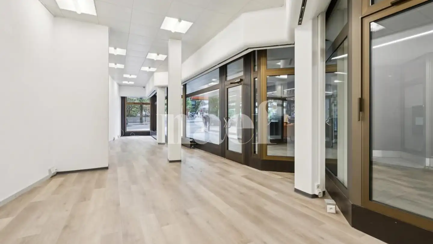 Shop for rent - Rue De La Madeleine 37, 1800 Vevey - Photo 2