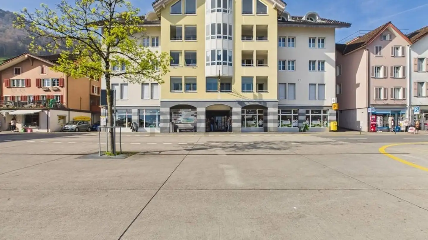 Office space for sale - 6375 Beckenried