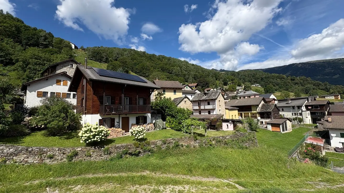 Casa singola in vendita - Via Lepontica, 6716 Leontica