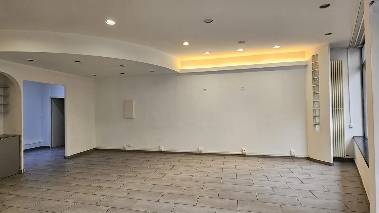 Edificio ad uso misto in vendita - 6830 Chiasso - Foto 2