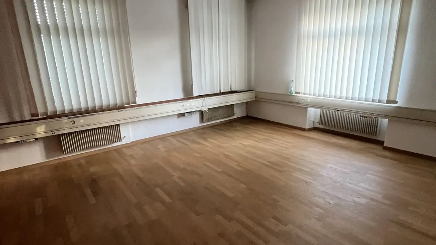 Bürofläche mieten - Eichtalstrasse 53, 8634 Hombrechtikon