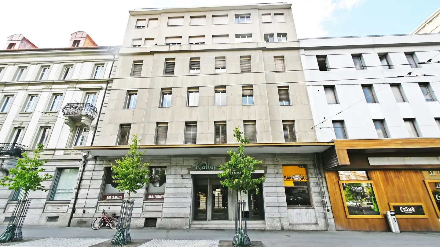 Mehrfamilienhaus kaufen - Avenue Léopold-Robert 80, 2300 La Chaux-de-Fonds