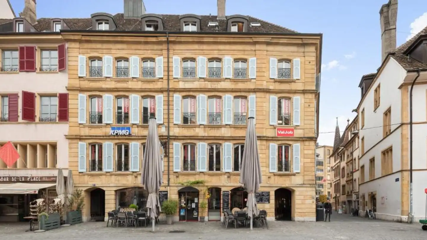 Commercial à louer - Rue Du Seyon 1, 2000 Neuchâtel