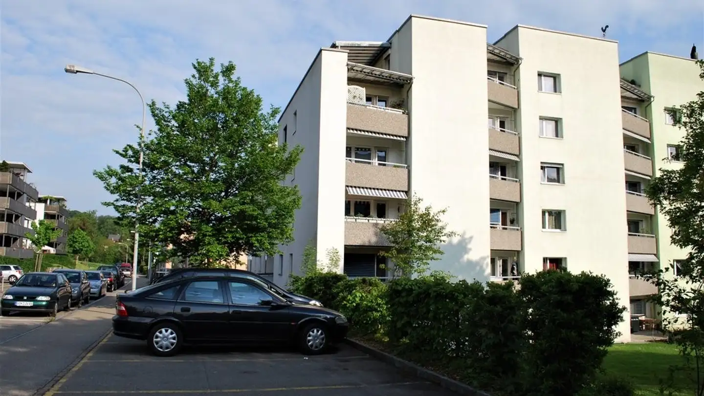 Tiefgaragenstellplatz mieten - Gartenstrasse, 8102 Oberengstringen